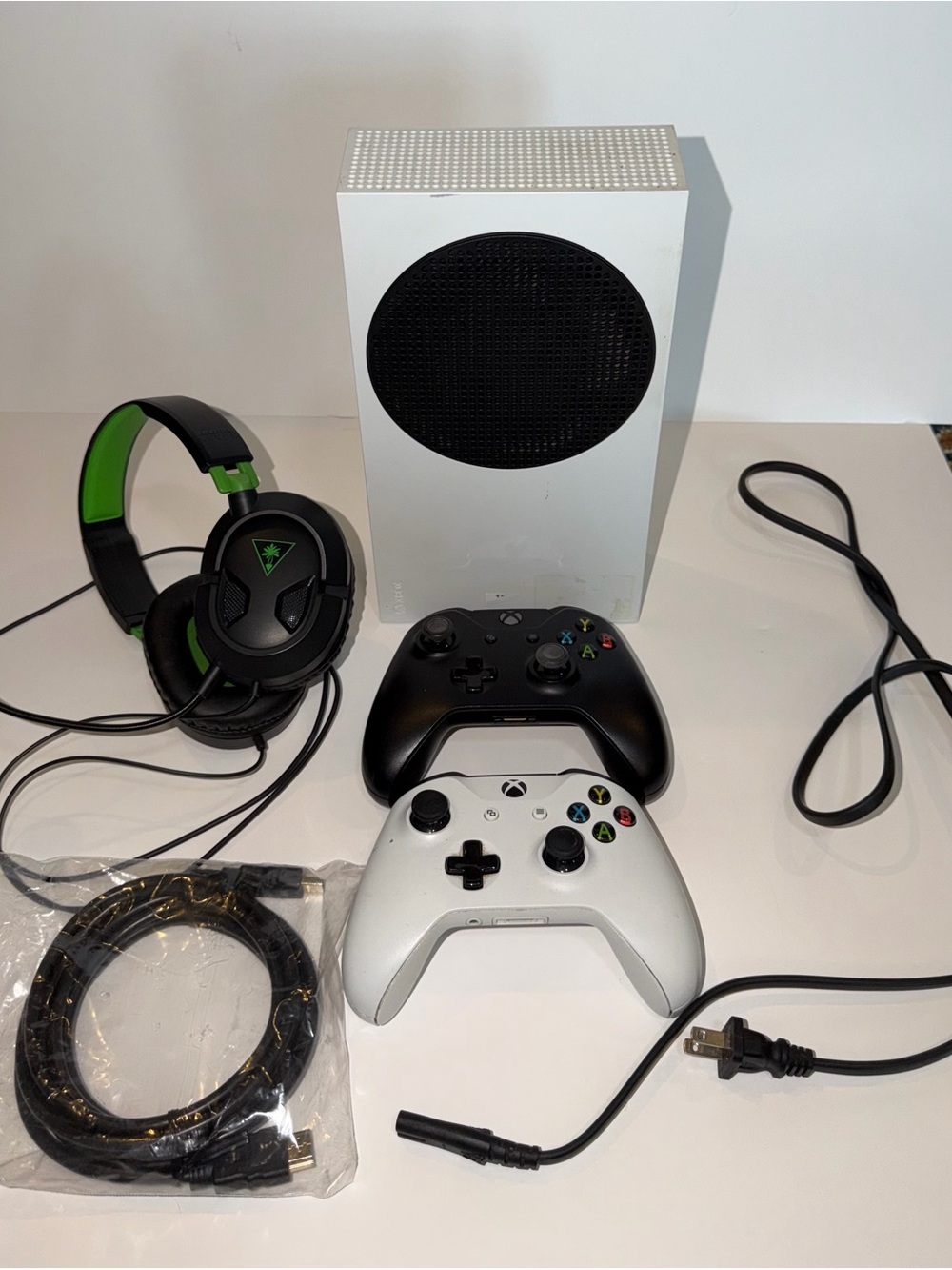 Microsoft Xbox Series S All-Digital 512GB Video Game Console Bundle